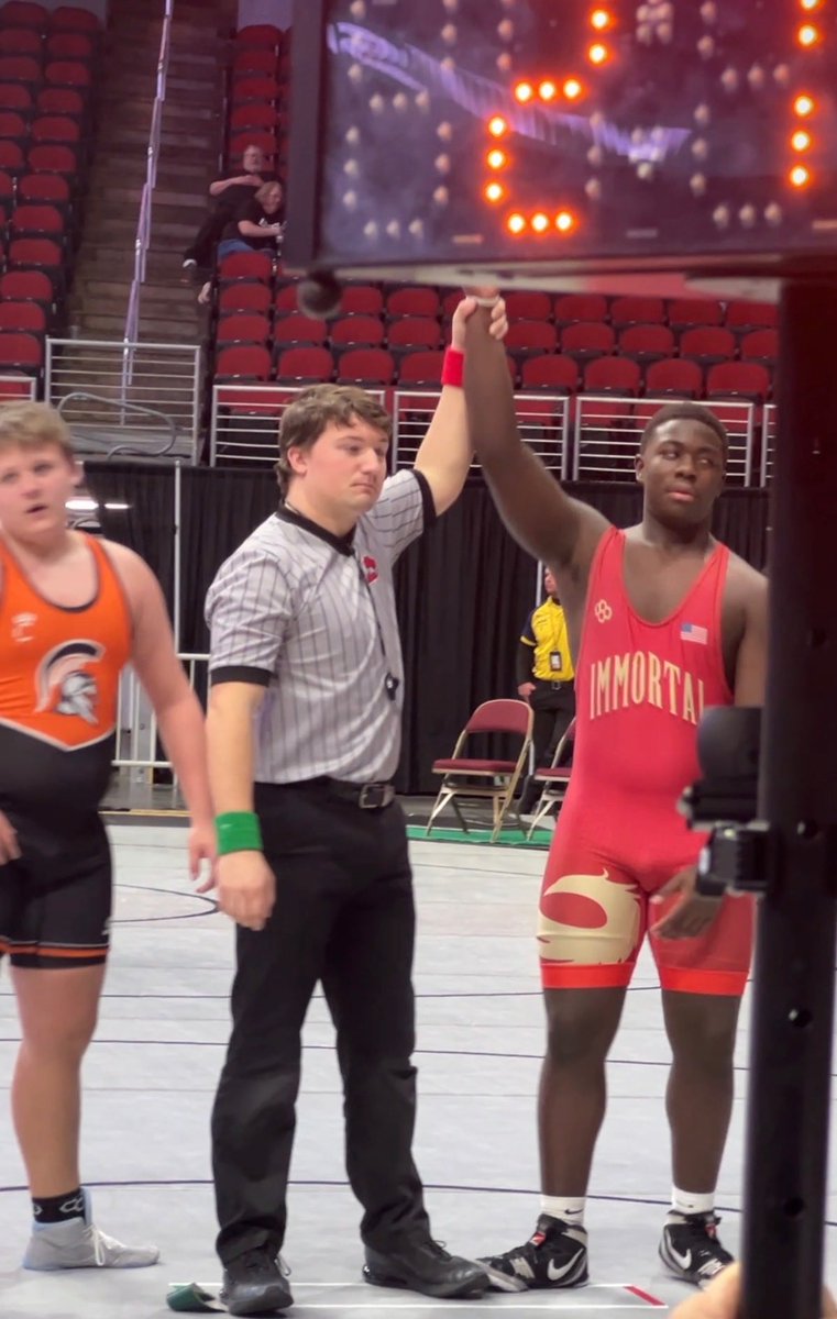 Cedar Falls Men's Wrestling tweet media