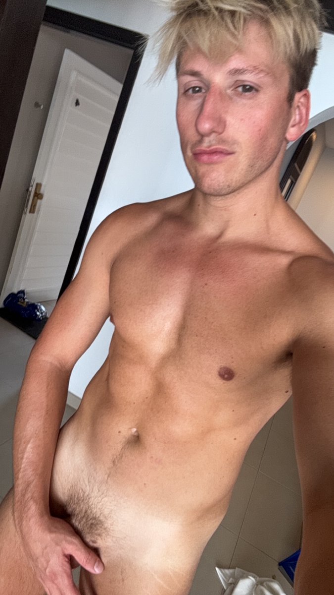 Hayes boy 😏 tweet media