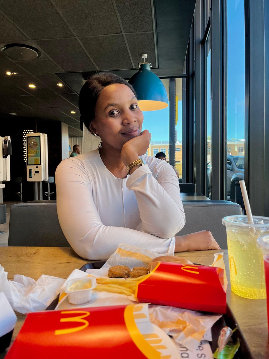 Tshemedi tweet media