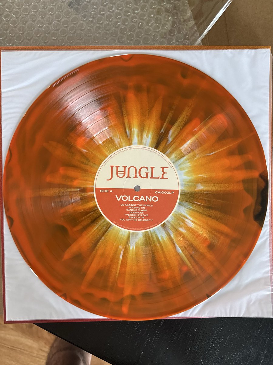 jacobsmiths_'s tweet photo. Worth every dime, she’s so gorgeous 🌋 https://t.co/vTlVhomI2o