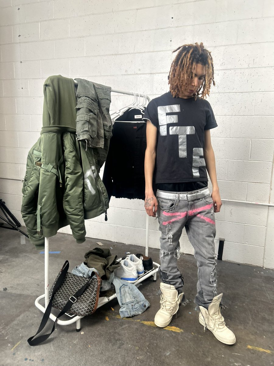 “Jenner” 04/12 tweet media