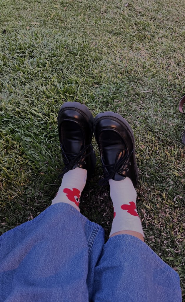 Loli • ロリ🌳💭 tweet media