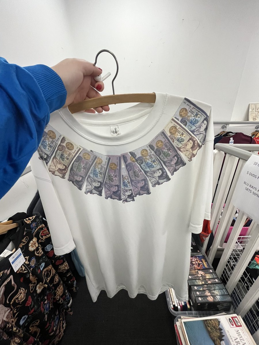 jennifer ☮️ (saw oasis!) tweet media