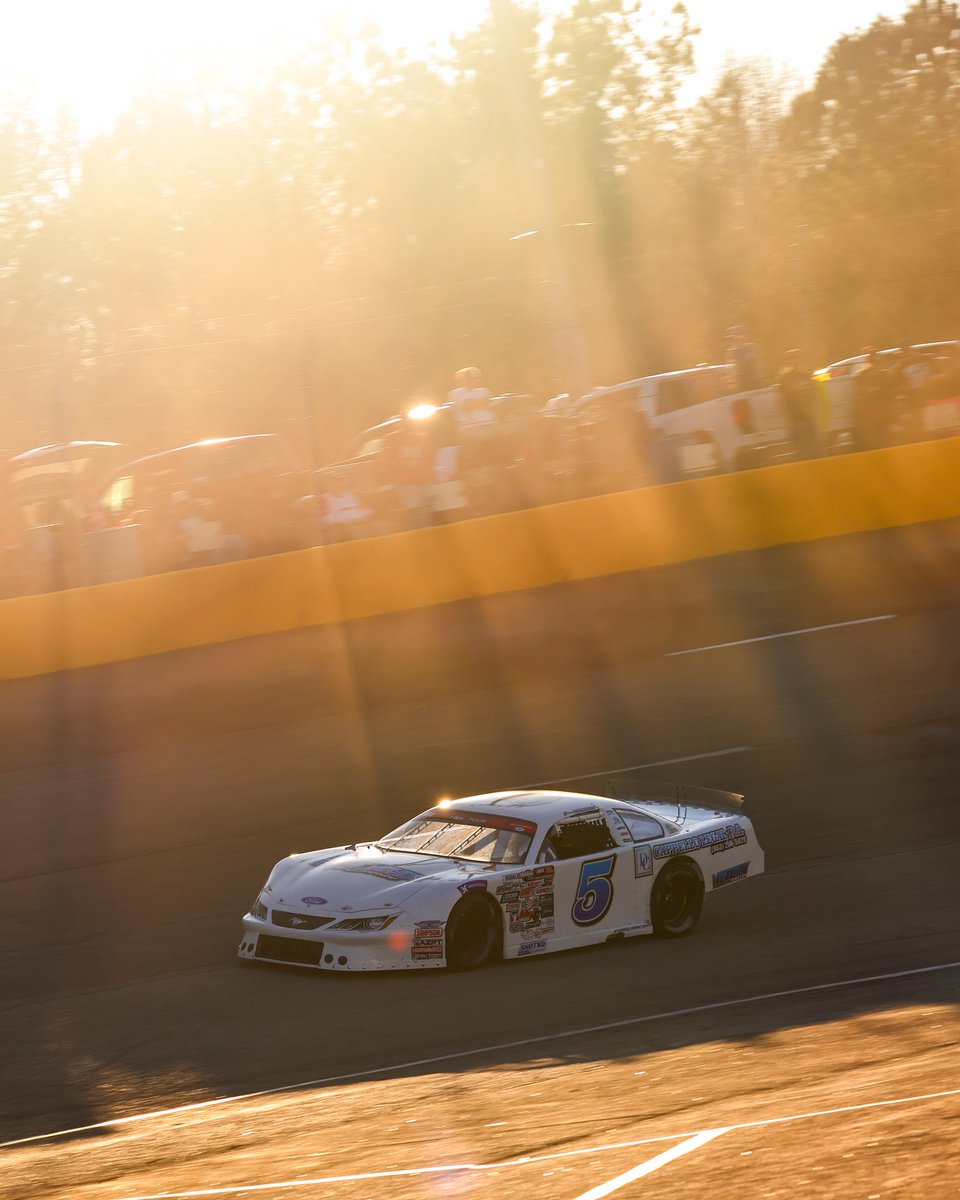 HettingerRacing tweet media