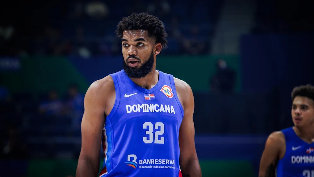 wtfloco033's tweet photo. @alexeitd @quintopatio13 Dejen la lloradera, Wells es exactamente el mismo caso de Karl Anthony Towns:
Padre gringo, madre dominicana, nacido en USA y no habla español. 
Towns es PRIETO y jamás nadie se opuso a que represente a RD.

Esa victimización no los llevará a la gloria. https://t.co/j2AZAl4cAi