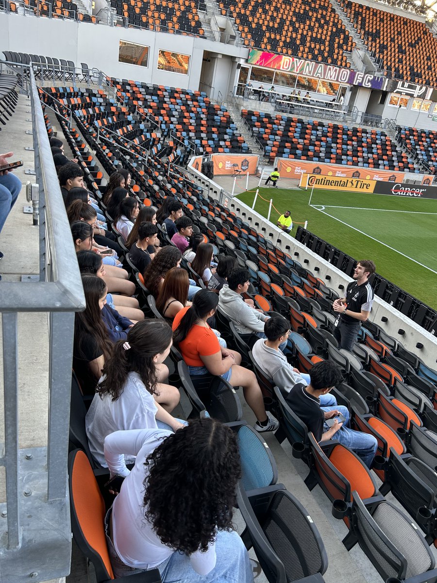 Alvin College tweet media