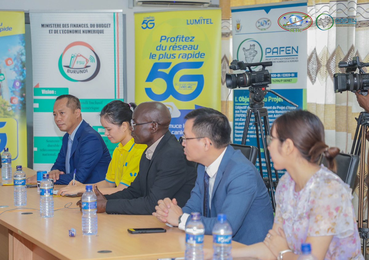 birakoze1's tweet photo. #SETIC | #FSU @PafenBurundi vient d’attribuer à Lumitel Burundi un contrat pour l’exécution du marché visant l’extension de couverture réseau 4G haut débit en milieu rural pr améliorer l’accès universel et renforcer l’inclusion numérique pour tous. @BurundiGov @FinancesBdi https://t.co/I0SLo5HOOj