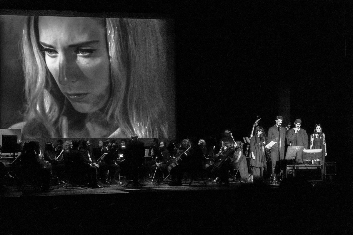 María Roja tweet media