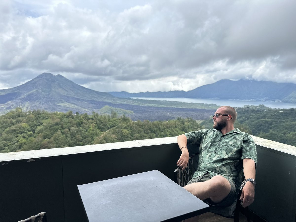Sarude221's tweet photo. 🌋 https://t.co/NSr1pcFHbx