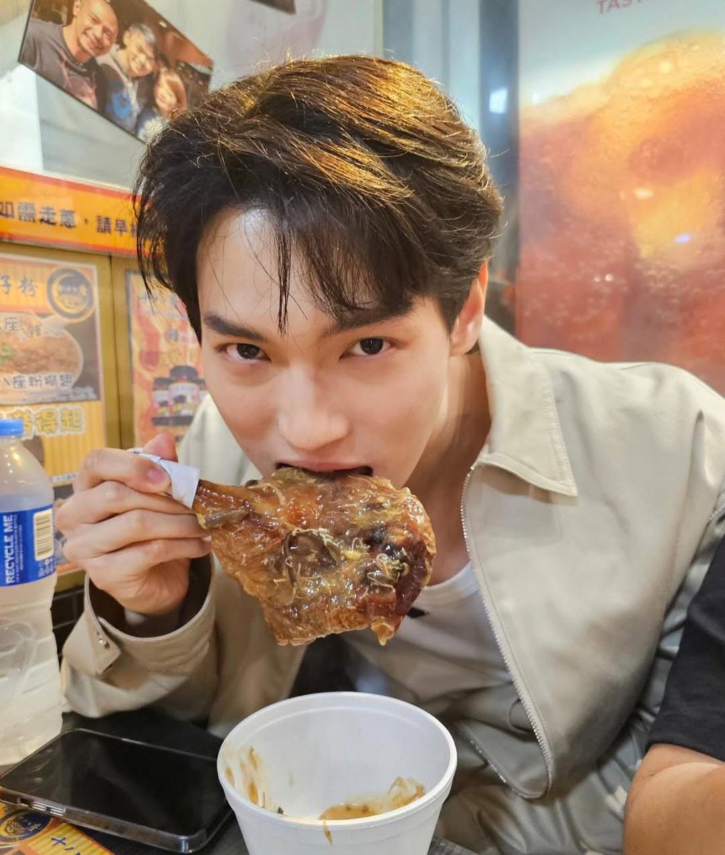 𝗪 𝗶 𝗻 tweet media