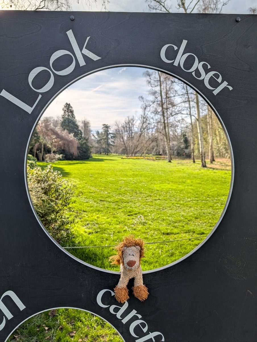 Clarence had a nice wander around Anglesey Abbey 😊