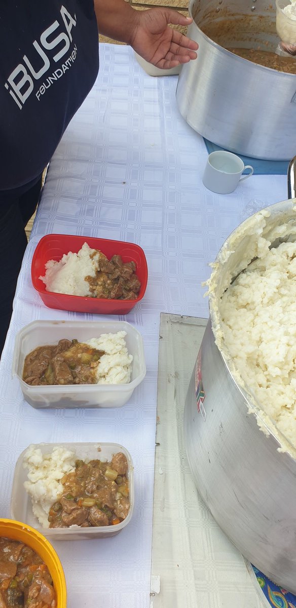 FoundationIbusa's tweet photo. Love you can taste 🥘❤️ 

#ServingWithLove #IBUSAFoundation #ibusa https://t.co/vBXFyZ1H7h