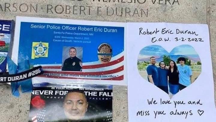 santafepolice's tweet photo. @Santafepolice #Honors the service and sacrifice of Senior Police Officer Robert Duran (EOW 3/2/22).

Their dedicated service to &amp; ultimate sacrifice in the line of duty will #NeverBeForgotten.

#StaySafeSantaFe
#ProtectAndServe
@SantaFeGov https://t.co/szK21M3GaP