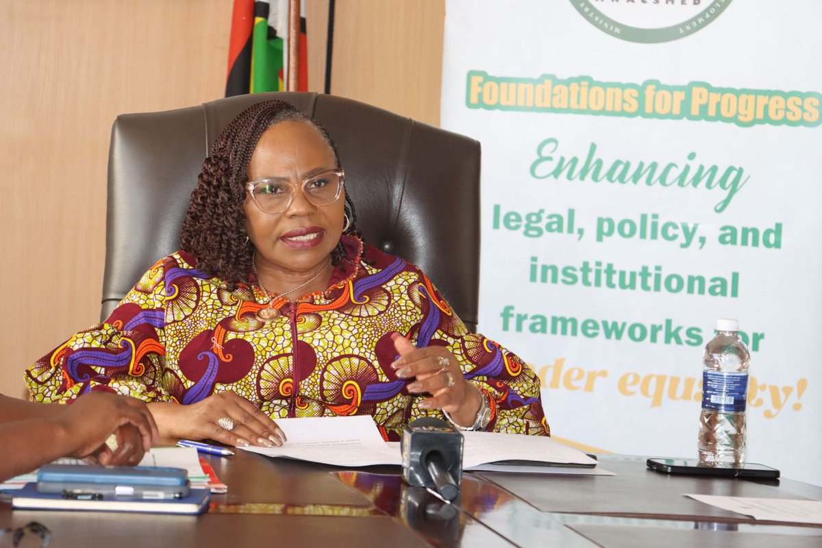 UNFPA_Zimbabwe's tweet image. Ahead of the Women’s Day commemorations set for 4 March in Bindura, the Minister @MWACSMED today convened a press conference to outline this year’s priorities.

She reaffirmed Government’s commitment to gender equality, women’s economic empowerment, and ending #GBV calling for