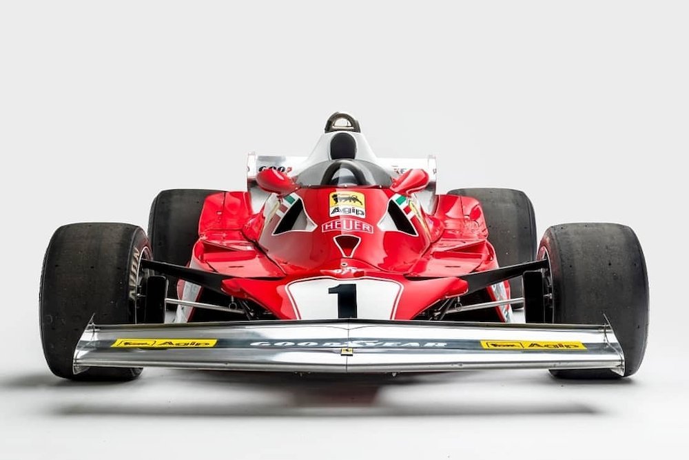 #Ferrari 312 T2, specifically the 1976 #Formula1 car driven by Niki Lauda 🇦🇹 
It featured a 3.0-liter flat-12 boxer engine capable of producing 500 hp.