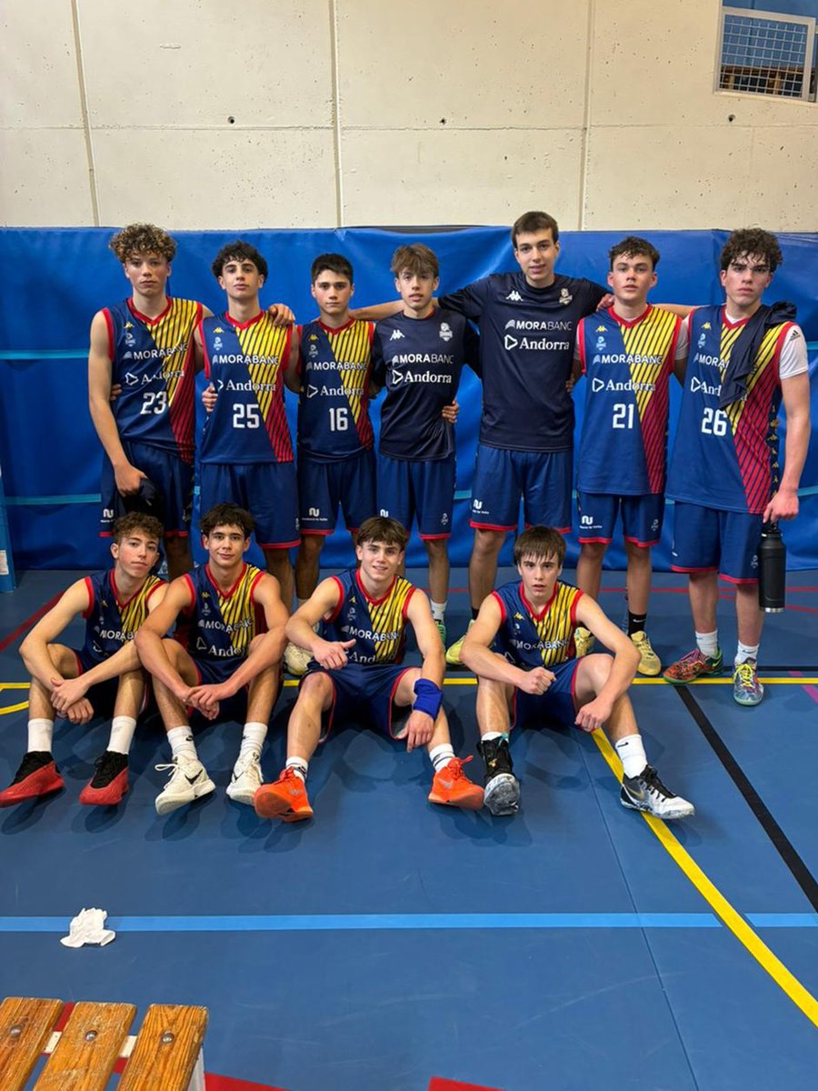 morabancandorra's tweet photo. 🏀 𝗟𝗔 𝗕𝗔𝗦𝗘
🔥 𝘌𝘭𝘴 𝘳𝘦𝘴𝘶𝘭𝘵𝘢𝘵𝘴 𝘥𝘦𝘭 𝘤𝘢𝘱 𝘥𝘦 𝘴𝘦𝘵𝘮𝘢𝘯𝘢

Categoria: Cadet ABAST
🟡 CB Coll Groc 61
🏔️ Cadet Vermell ABAST 62

🏔️ Cadet Groc @ferreteriaprincipat 54
🟡 CB Seròs 83

🏔️ Cadet 2011 GSD Academy 49
🔴 CN Terrassa 1 55

#BaseBCA #NomesAqui #MaiPor