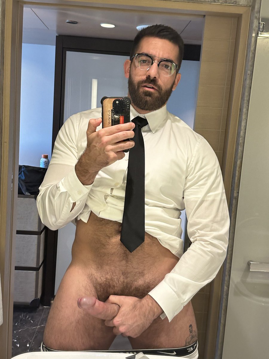 TheGayGaston's tweet photo. Let me put this in your hole https://t.co/bVWxMu1Lzq