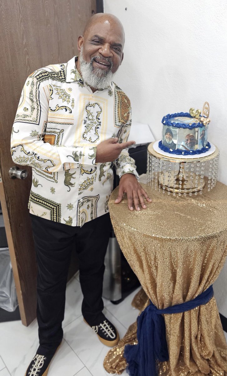 Craig W. Johnson tweet media