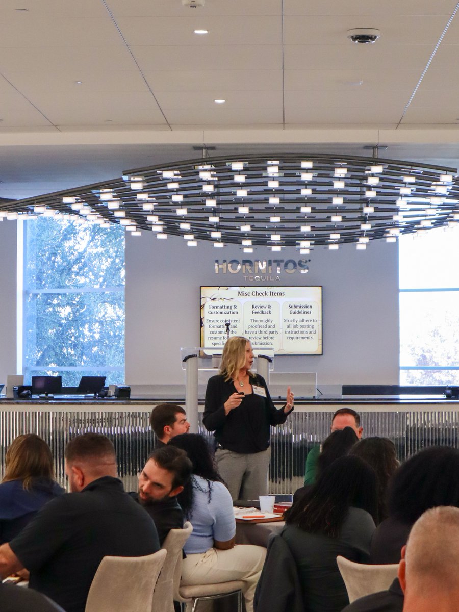 THSCAcoaches's tweet photo. Great sessions with Allen Wilson and Leslie Slovak this morning🎤 Thanks for teaching our R.O.C.K.'s all about sportsmanship and interview tips!

@tmcacoaches | #ROCKMentoring | #AggieCoach https://t.co/hC0bM36QQB