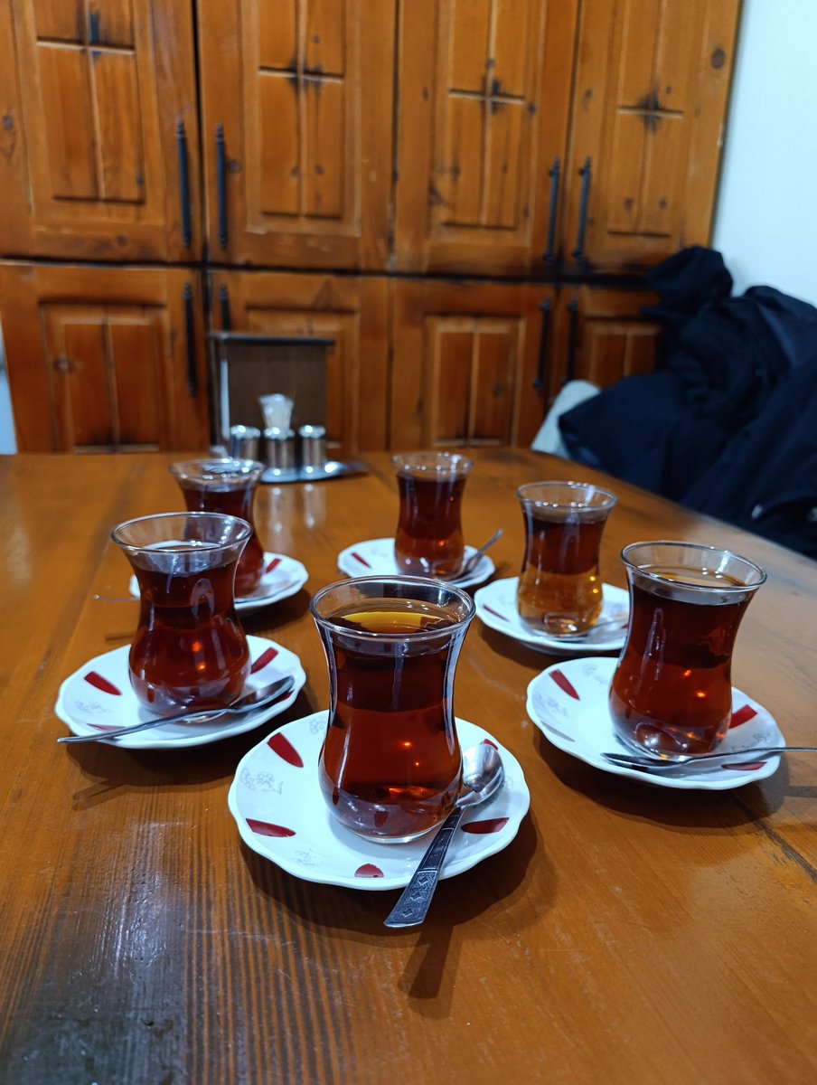 hfziremm53's tweet photo. Dost Meclisi💫

Hamdolsun..🥹 https://t.co/fZE78y6uG8