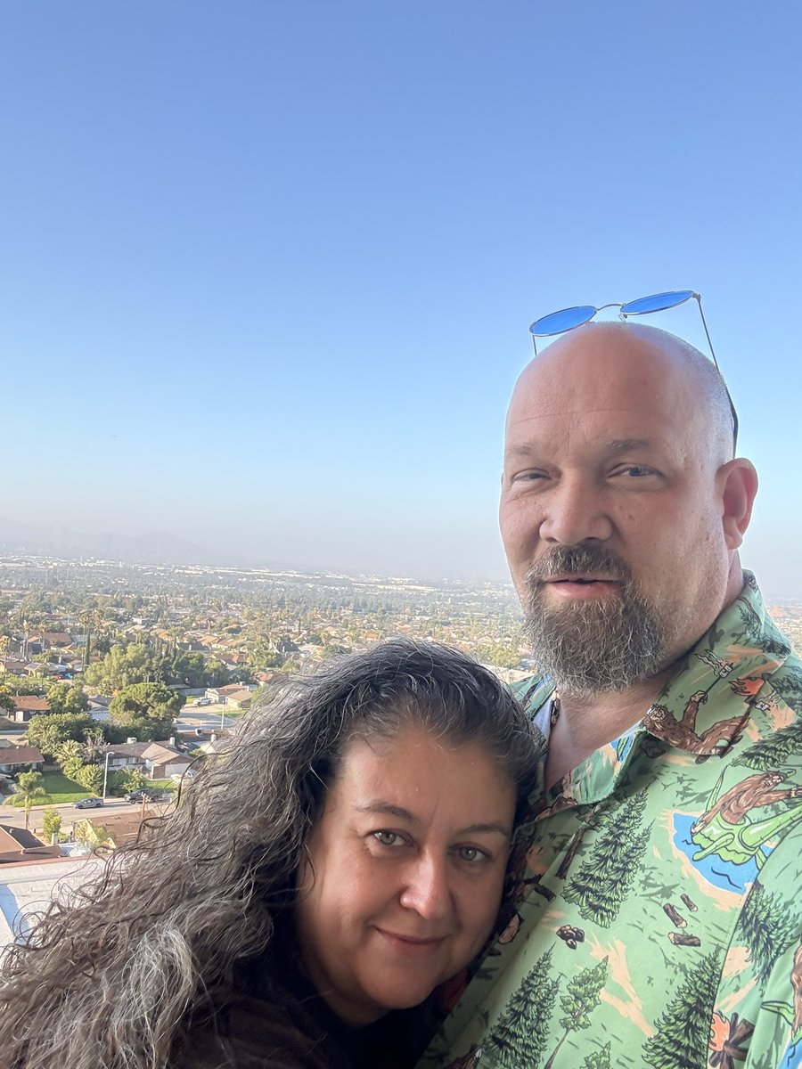 ErikaMJimenez's tweet photo. If she’s responsible for your smile, be responsible with her heart…. And oh he is. I know it’s hard seeing two people in love, and I’m sorry if it’s hard for you to believe in love, but this man made me believe again #ManCrushMonday #BeardedMan #Manhands https://t.co/ii4UPifQYt