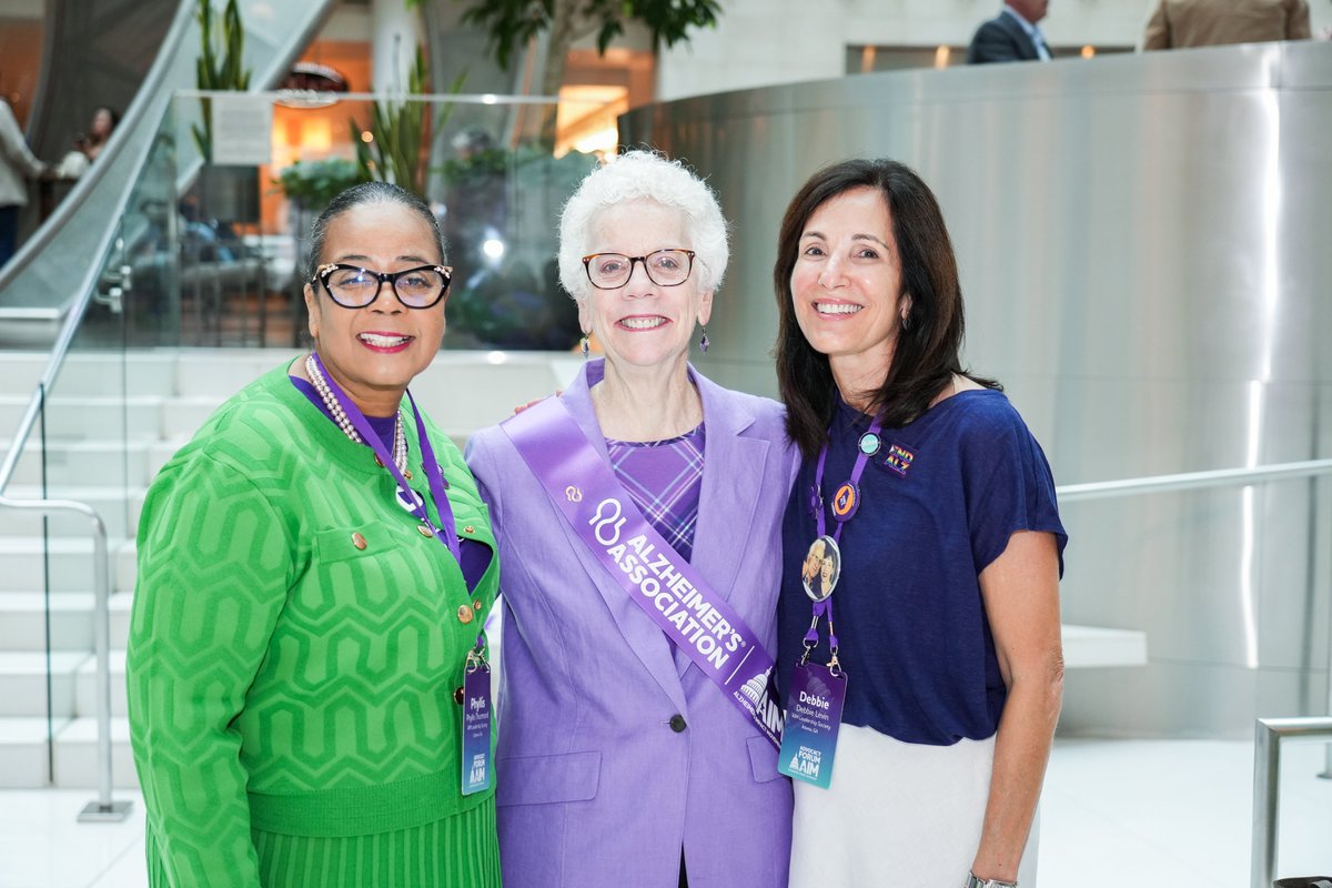 ALZIMPACT's tweet photo. #ENDALZ advocate and AIM Leadership Society member Pippy Rogers was recognized with the Harry Johns Award for Volunteer Excellence at the @alzassociation Community Leaders Summit! Thank you, Pippy, for your tireless advocacy and for inspiring advocates all across the country. 🎆 https://t.co/SGgVmxHpSt