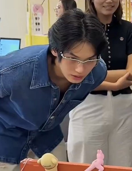 𝗪 𝗶 𝗻 tweet media