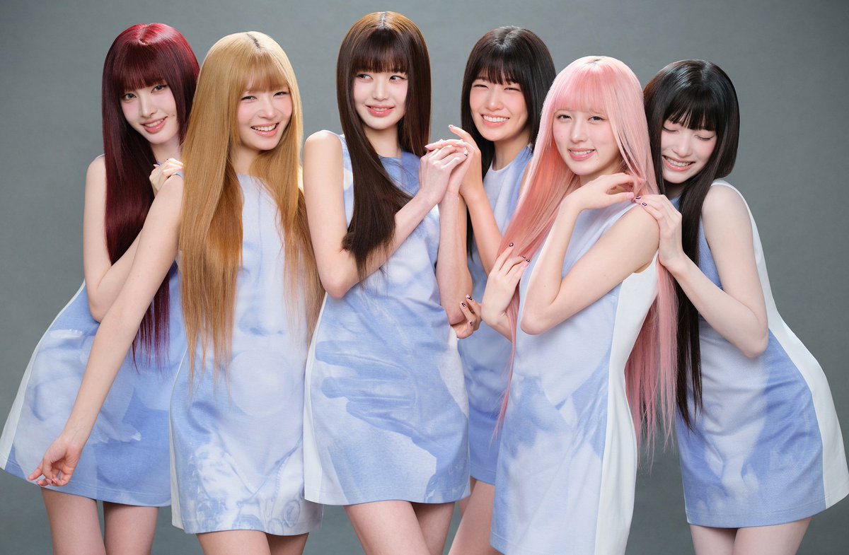 .<a href="/IVEstarship/">IVE OFFICIAL</a> (10.1M) becomes the best selling Girl Group in Hanteo Chart HISTORY, surpassing aespa (9.7M). 

#IVE #아이브