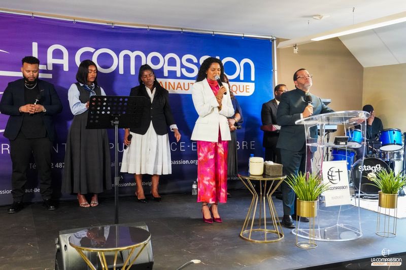 LA COMPASSION HAINAUT – SOIGNIES, BELGIQUE 🇧🇪 
📅 Culte spécial – Dimanche 1er Mars 2025

Adresse : 8 rue des trois planches 
Code postal : 7060 Soignies 
Téléphone : +32487115698 

Gloire au Seigneur JÉSUS CHRIST 🙏

#Extension #Hainaut #Soignies #Belgique #LaCompassion #Mission
