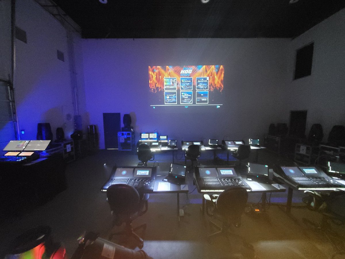 IncRuehling's tweet photo. Hog  Console Training is under way!  Still a couple of seats available for  sessions on Wednesday, Thursday and Friday.  Do NOT miss this chance to  learn hands-on from ETC/HES experts!  Register TODAY via this Portal:  https://t.co/HqdXMsDoHH https://t.co/1ODRIwhVfy