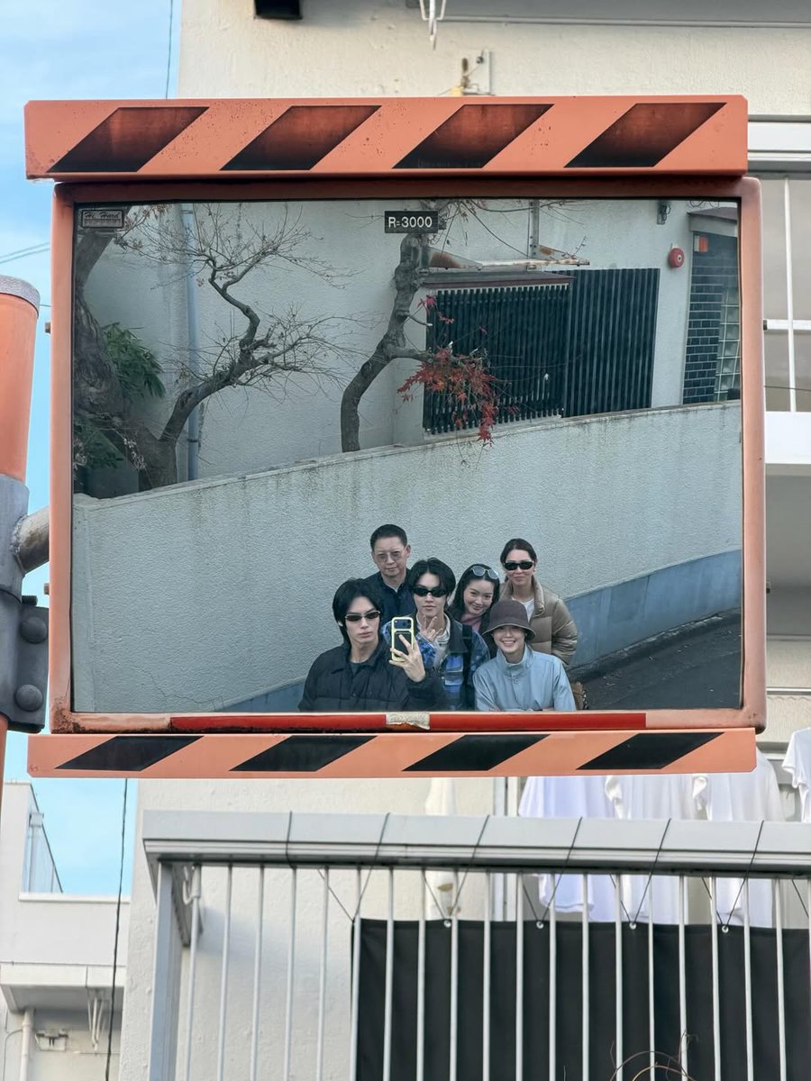 ️️ ️️ tweet media