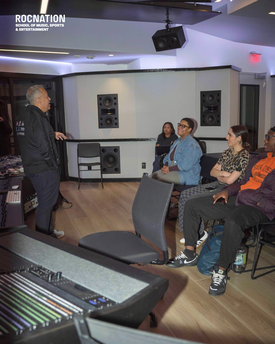 Roc Nation School tweet media