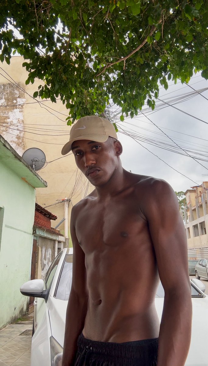 B’ICALLHO tweet media