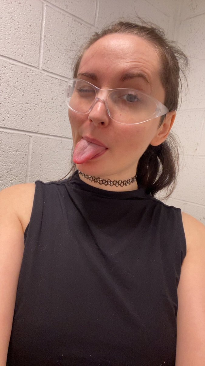 Demonswitch2025's tweet photo. 93 more free promo slots available. Cum see me 🤤 https://t.co/tKsHseaJ2J https://t.co/g9CBHDYW8S