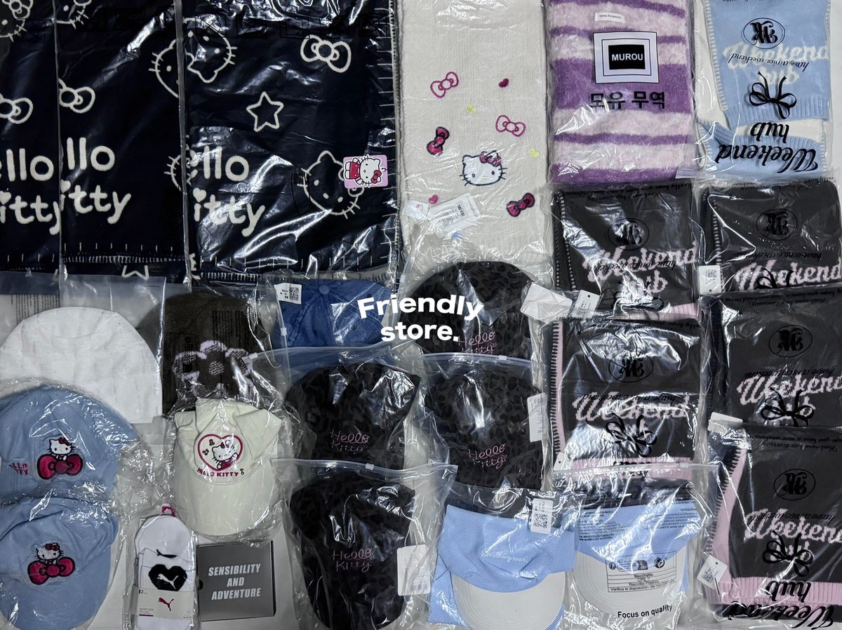 friendlyxstore's tweet photo. มาแล้ววว มหกรรมของพร้อมส่ง 3.3 🔥
ทุกชิ้นเป็นราคาโปรจากแบรนด์ SALE UP TO 80% 

🛒สั่งซื้อทาง shopee ของทางร้านได้เลยค่ะ *สินค้ามีจำกัดมากๆ : https://t.co/RJmHUoRren https://t.co/uiZkKtOAs3