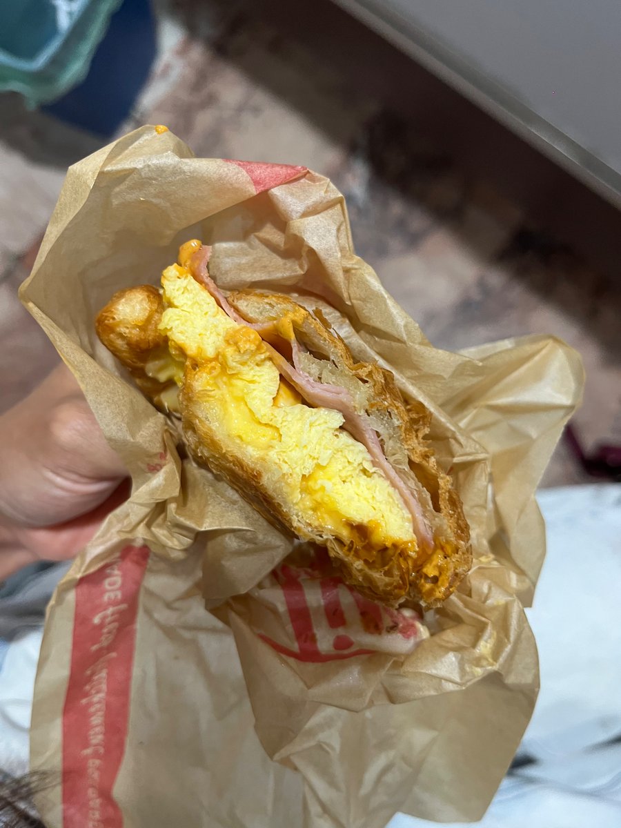 Ana Arelii tweet media