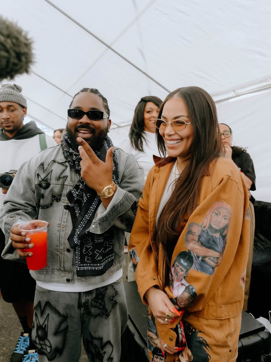 Lauren London supporting the new Marathon Burger in Long Beach 💙