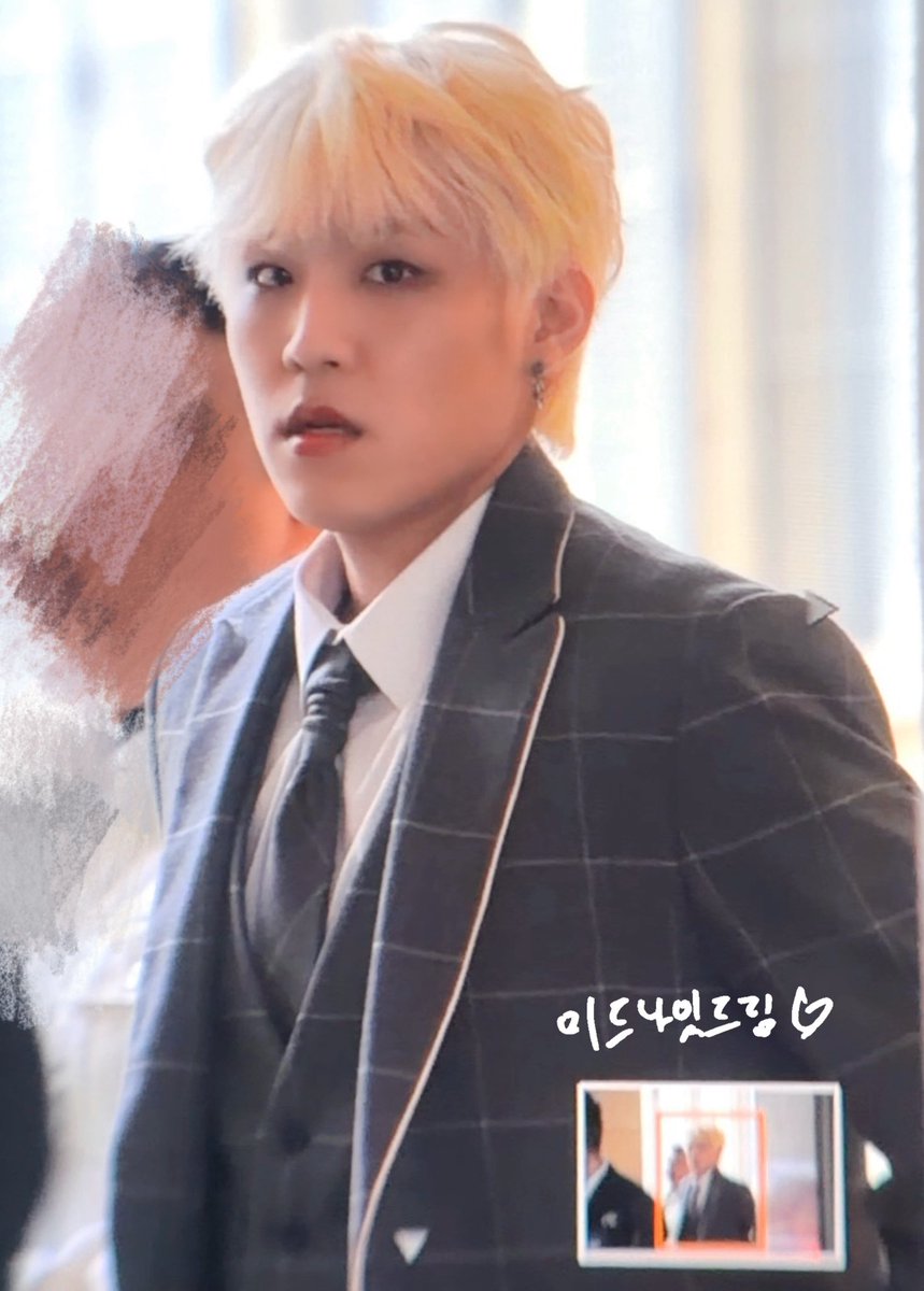 MNDM_wj's tweet photo. 260302 LEANDER WEI 패션쇼 출근

박우진 수트 실화냐ㅠ

#박우진 #PARKWOOJIN 
#에이비식스 #AB6IX #우진이는바보다 https://t.co/9qBrpw2lt9