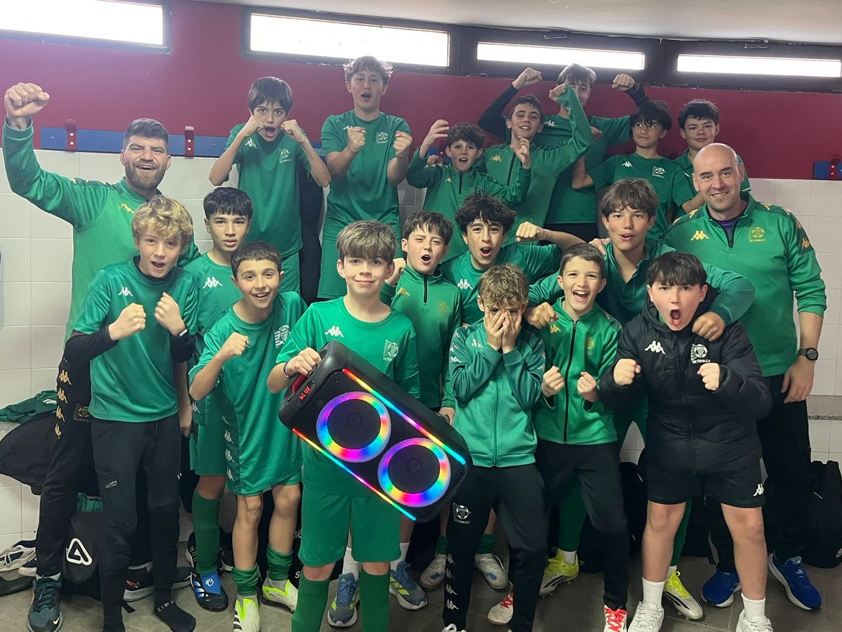 CDVictoriaCF's tweet photo. 📊 INFANTILES

🟢 Infantil A 4 - 0 @UDSurVa

Goles:
⚽ Sergio Durante
⚽ Alex Sanz
⚽ Adrian Vicente x2

🟢 C.D Adev Zafiro 2 - +5 Infantil B

Goles:
⚽ Hermes Salamanca x2
⚽ Rubén Lucas 
⚽ Sergio González
⚽ Pablo Arnaez
⚽ Lucas Posada x2
⚽ Mateo Herguedas

🟢 C.D Unión Arroyo 0 - +5 Infantil PJ

Goles:
⚽ Samuel Solis x3
⚽ Pablo Chico
⚽ Simón Baraja x3
⚽ Bruno Hernández
⚽ Sergio Martin
⚽ Javier Rodríguez

#InfantilA #InfantilPJ #CDPuenteJardinCF #CDVictoriaCF