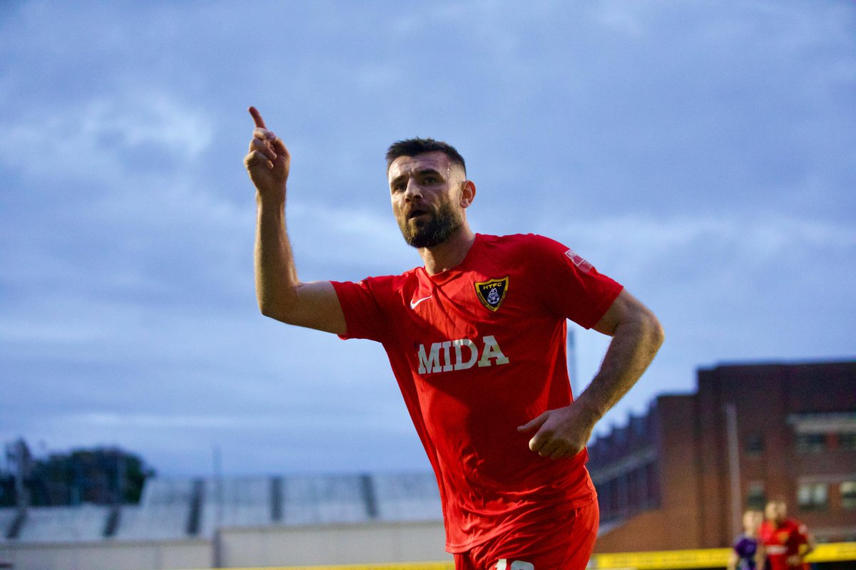 Harborough Town FC 🐝 tweet media