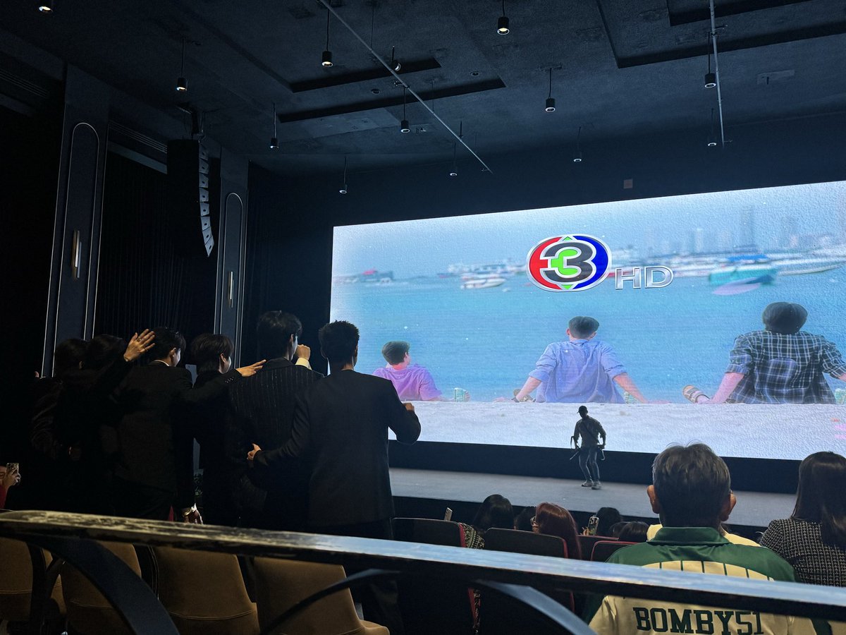 MickeyNat3's tweet photo. #lovelikeabikeprescreening #lovelikeabikeep1 https://t.co/oSPi0NLhF8