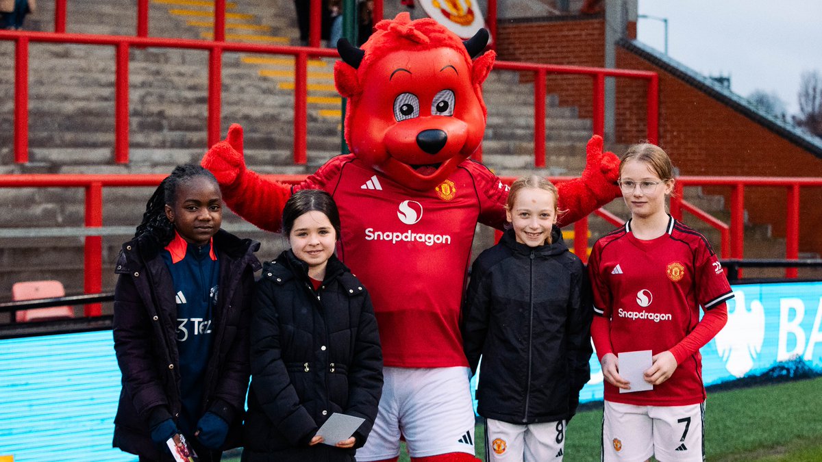 Leigh Sports Village tweet media