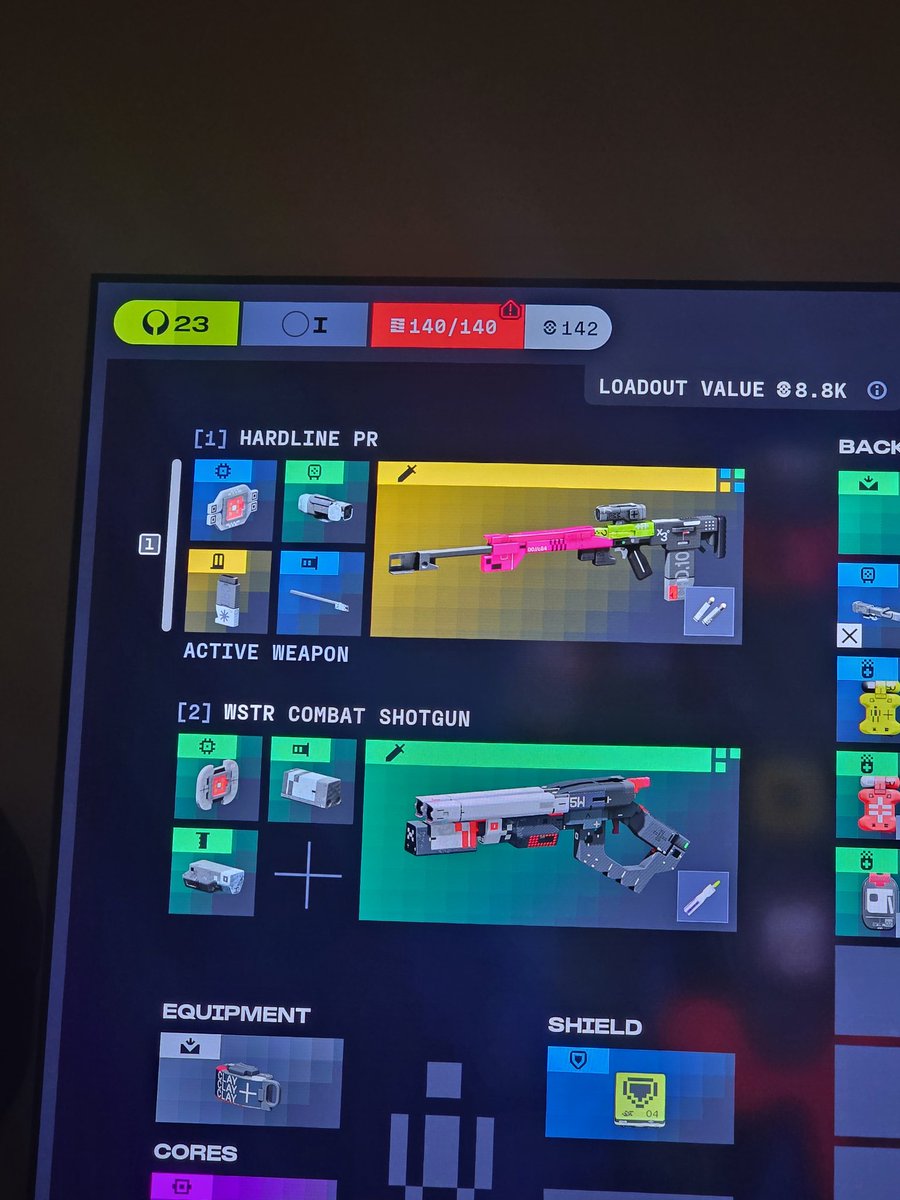 HaloNoSprint's tweet image. Really enjoyed my time with the #serverslam. Put 28 hours, got a prestige item and now I cant wait for #Marathon to come out!!! 

Only feedback I have for @Bungie and @MarathonDevTeam , please add a walk feature or walk button to PC! 

See you on Thursday 😁