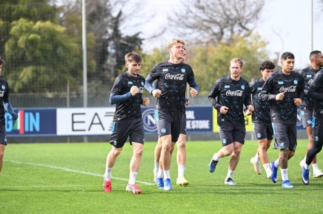 Random KDB match comps tweet media