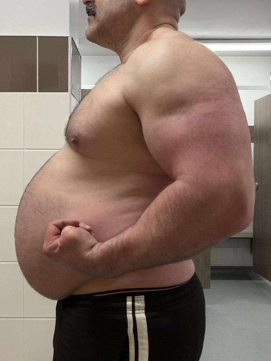 GainingHulk tweet media