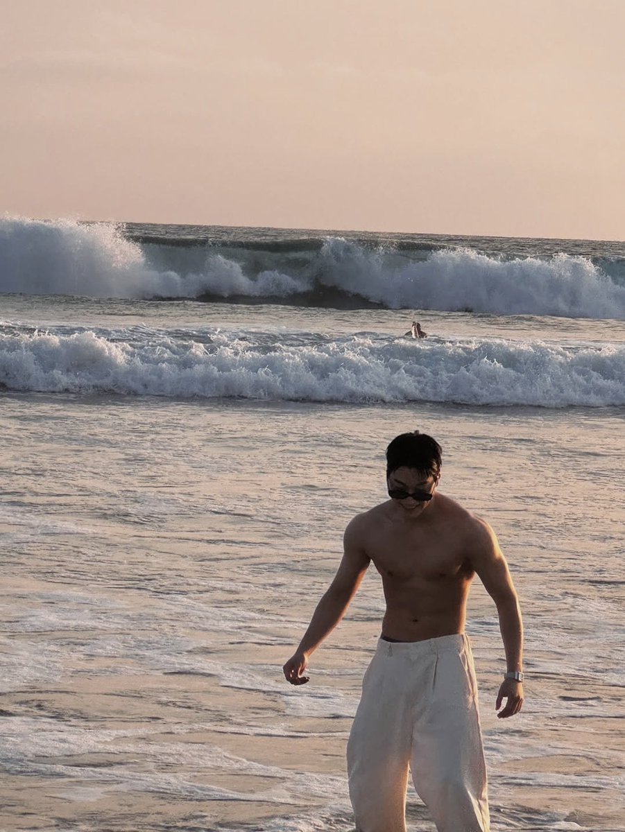 Let the waves do the talking and the sun do the shining. I’ve always found that the best version of myself is the one that’s sun drenched and completely disconnected from the noise.