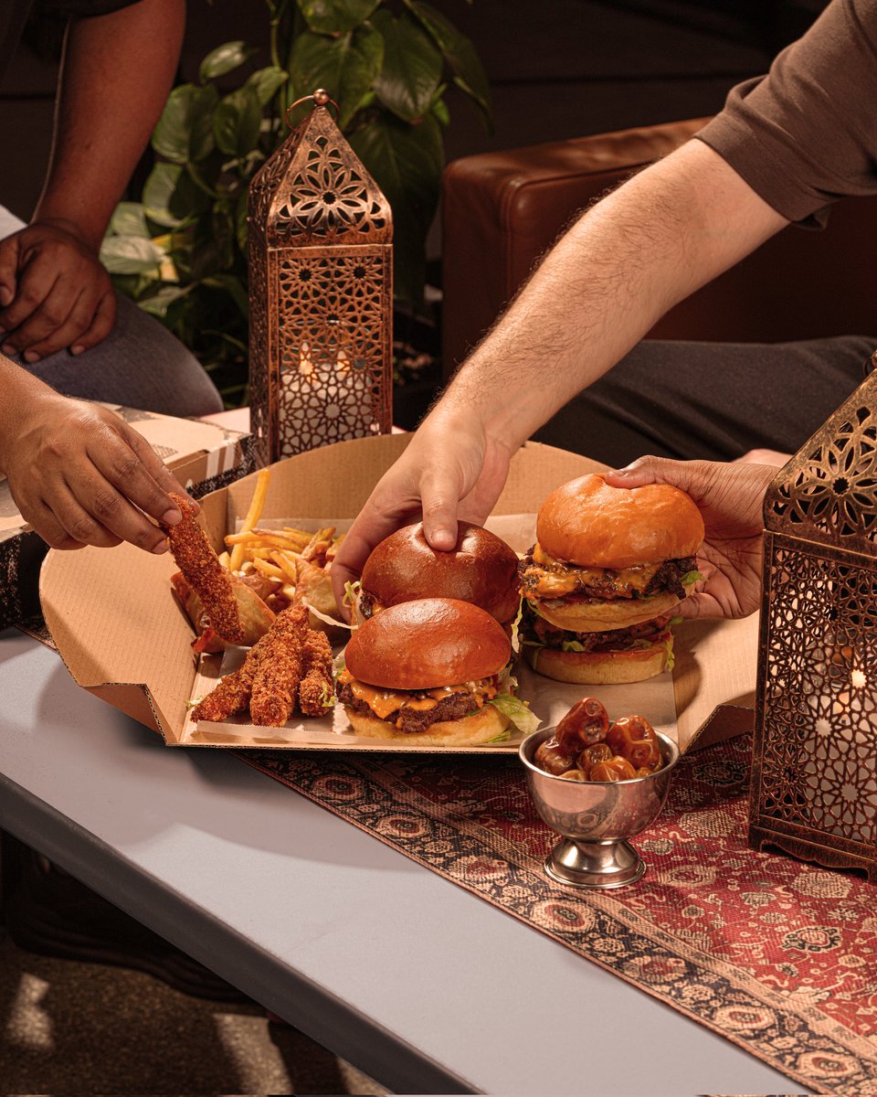 سنشري برجر Century Burger tweet media