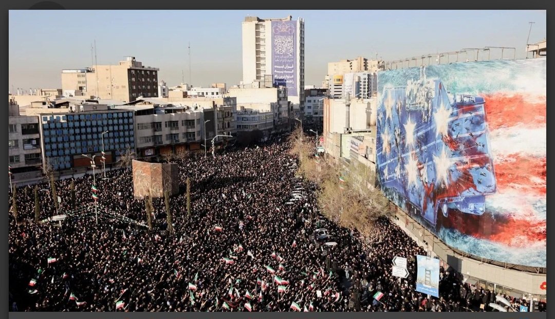 AngelEmiliander's tweet photo. Miles de personas en Iran salen a protestar contra los ataques de Israel y EE. UU. La tensión en Medio Oriente alcanza un punto crítico y el pueblo iraní envía un mensaje contundente al mundo.
https://t.co/jUbVWB5ZPV https://t.co/z6uZObXR9i