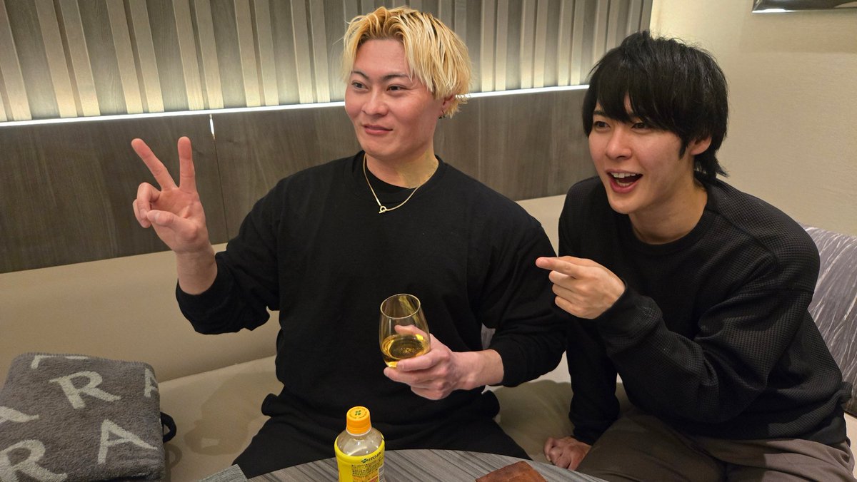 ナルシス小林 tweet media