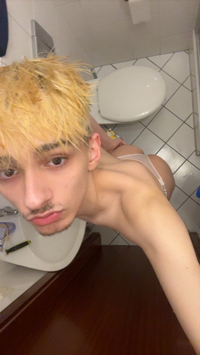 twink.Justin 💕 tweet media